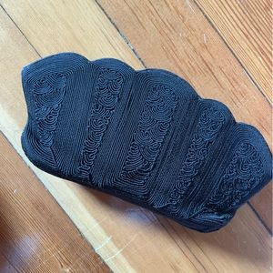 Vintage ‘30s clutch- black
